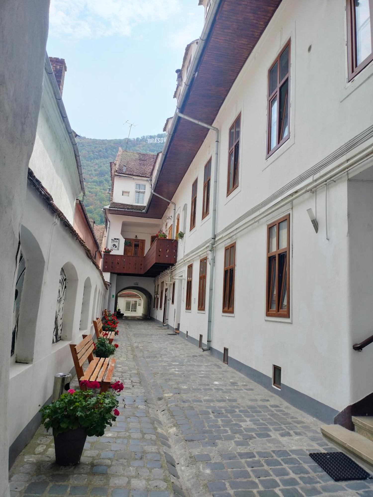 Old Center-Cozy Corner # 1 Apartment Brasov Luaran gambar
